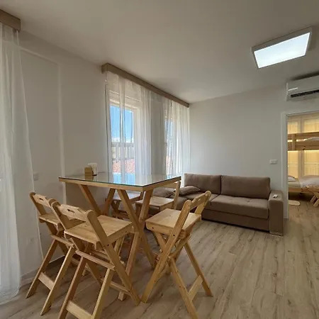Apartament Kilometer 0 Comfortable *