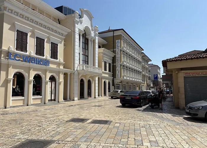 Kilometer 0 Comfortable Szkodra